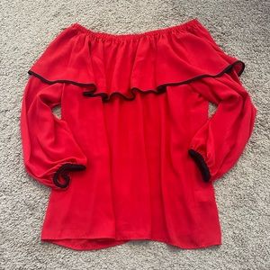 Vince Camuto Women’s Red Long Sleeve Top! (Good Condition)